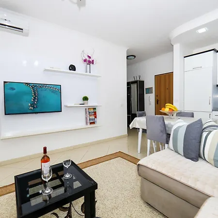 Jimi 2 Apartment