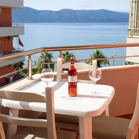 Jimi 2 * Vlore