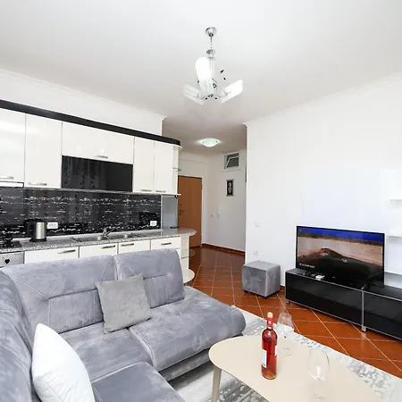 Apartment Jimi 2 *